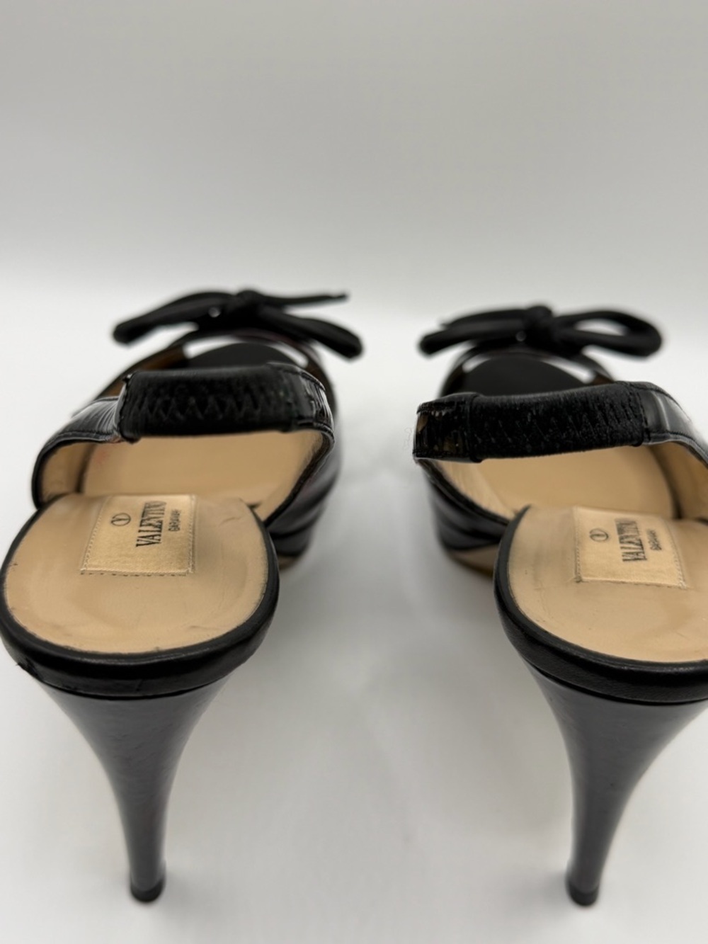 Valentino Garavani | Black Patent Leather Slingback Heels Bow Peep Toe |  36 - Picture 10 of 16